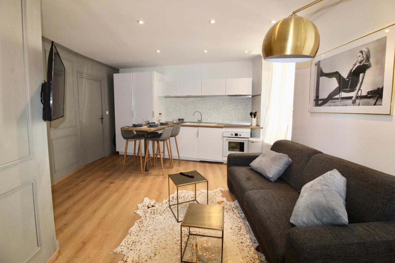 Lovely Apartment Heart Of Golden Square Fiber Wifi Nice Eksteriør bilde